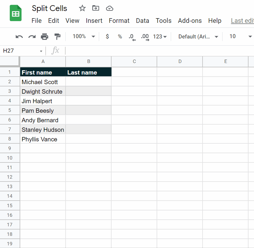 shows the whole process of using the split text to columns feature of google sheets